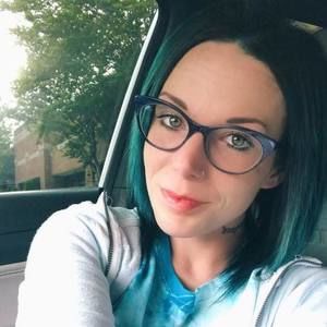 Meet your Posher, Brittney